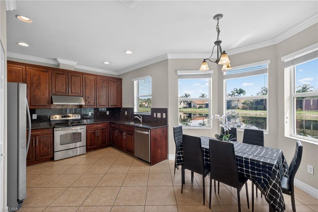 10298 Barberry LN