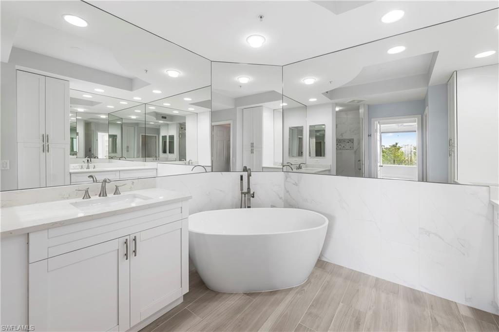 425 Cove Tower DR 403