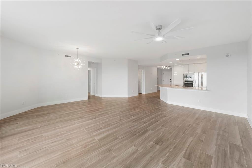 425 Cove Tower DR 403