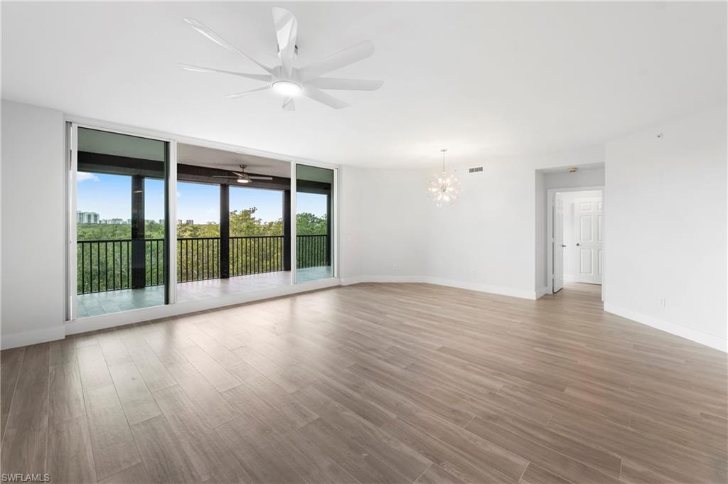 425 Cove Tower DR 403