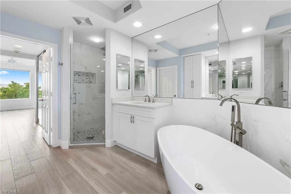 425 Cove Tower DR 403