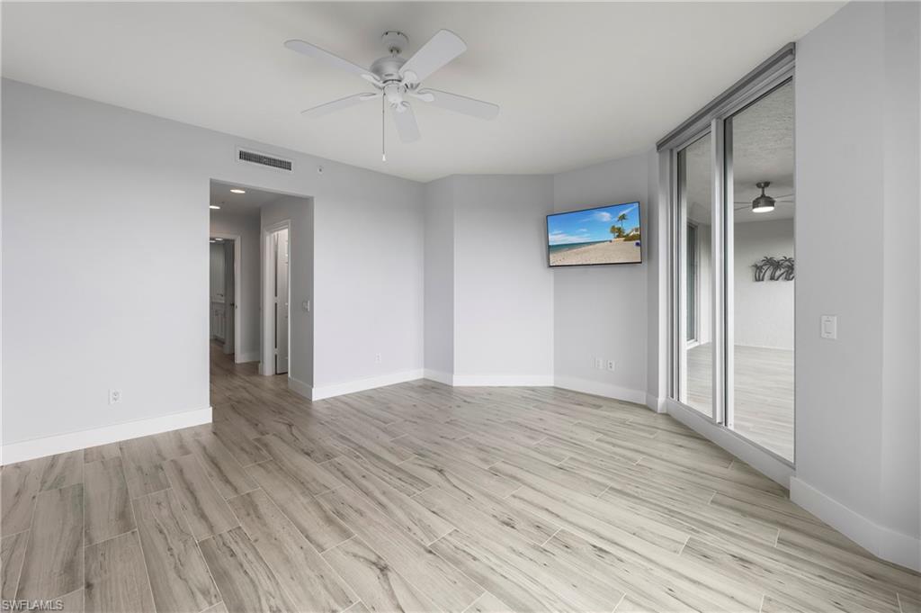 425 Cove Tower DR 403