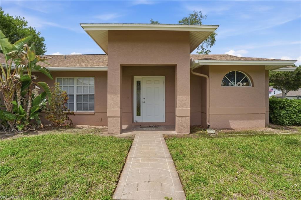 4061 Vine LN
