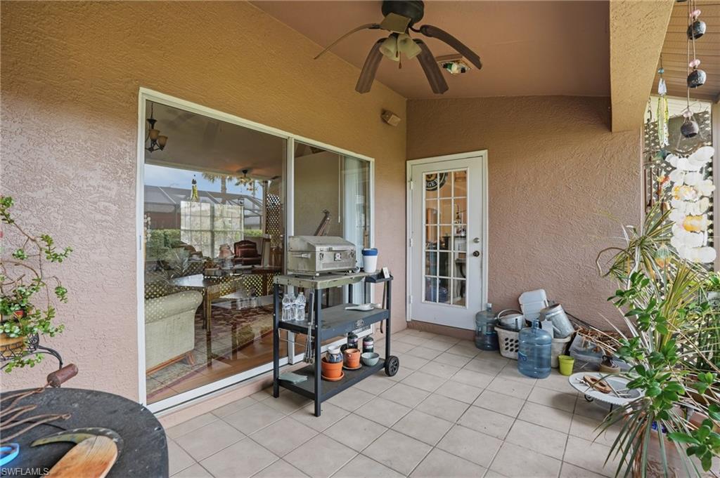 4061 Vine LN