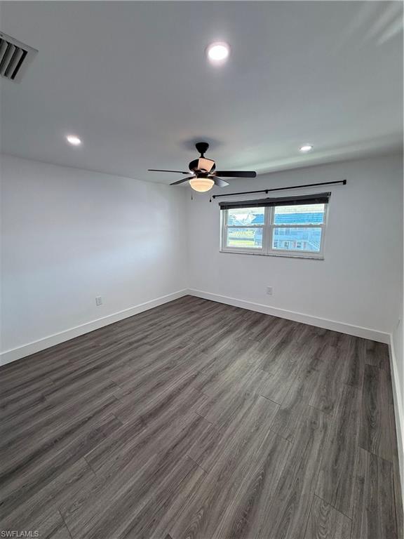 200 Valley Stream DR 8B