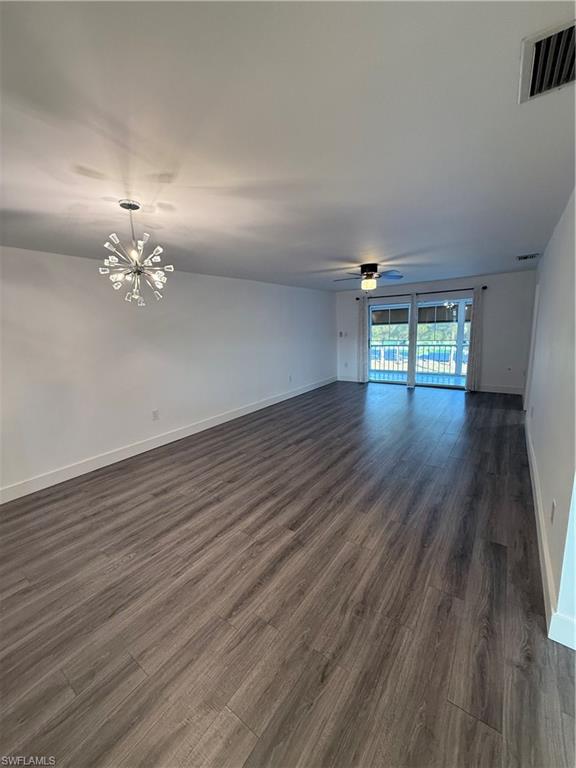 200 Valley Stream DR 8B