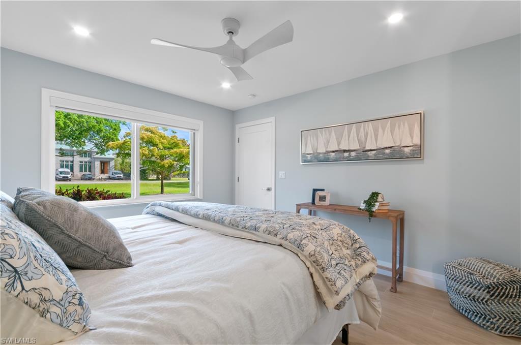 658 Broad AVE S J658