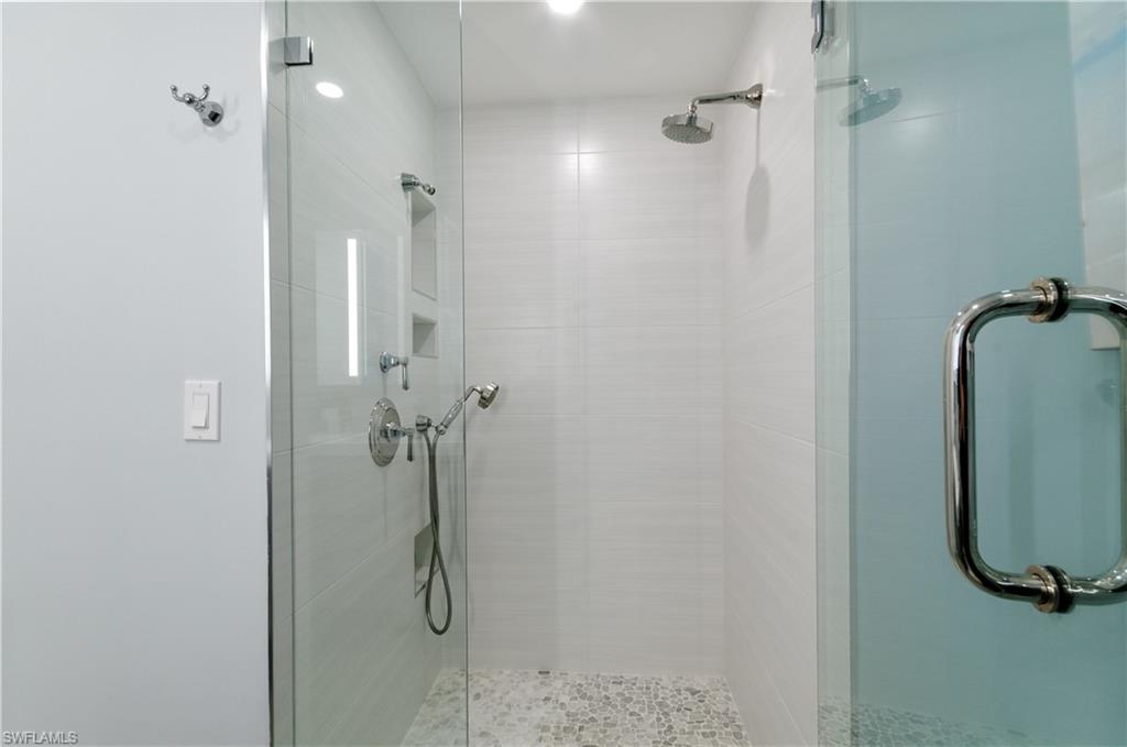 658 Broad AVE S J658