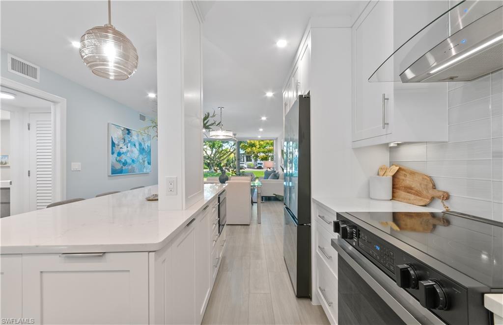 658 Broad AVE S J658