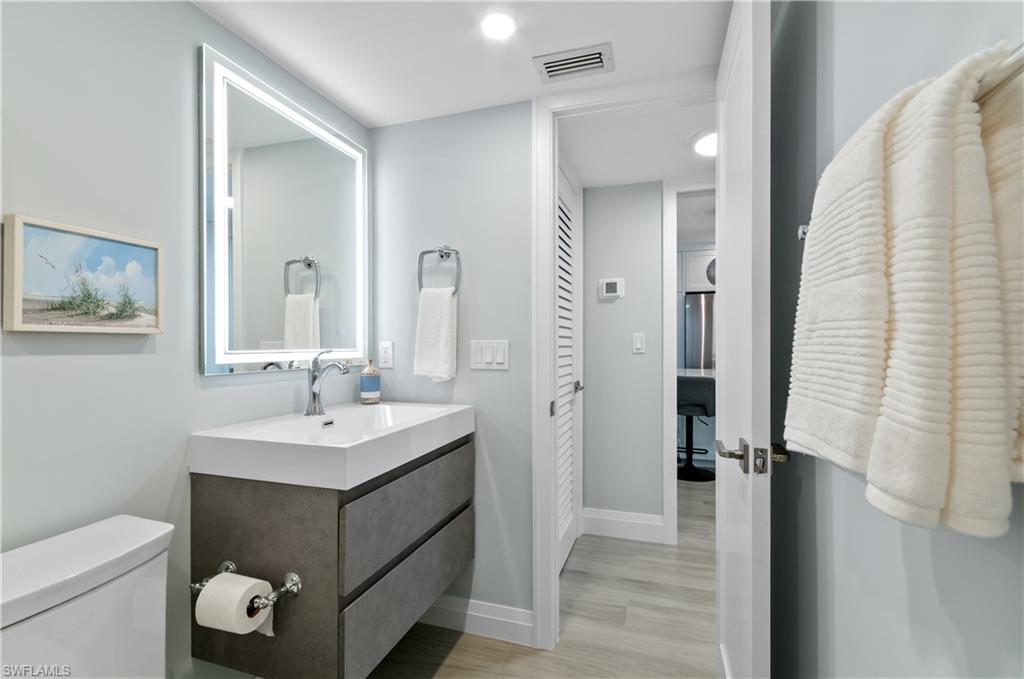 658 Broad AVE S J658