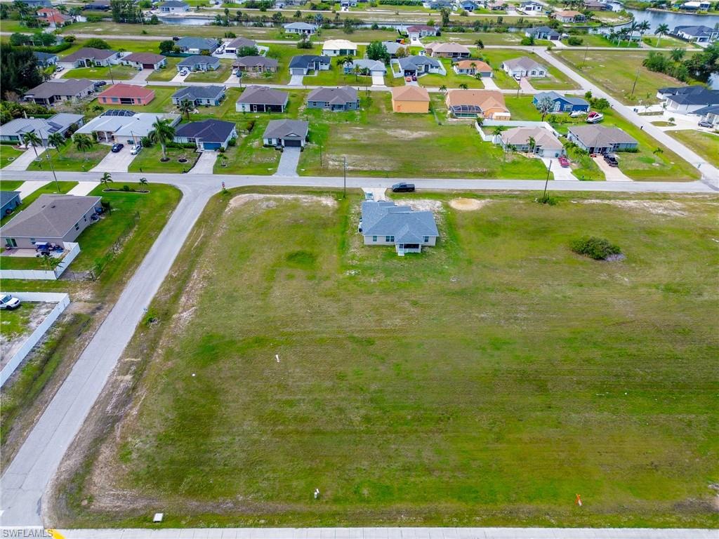 2900 Tropicana PKWY W