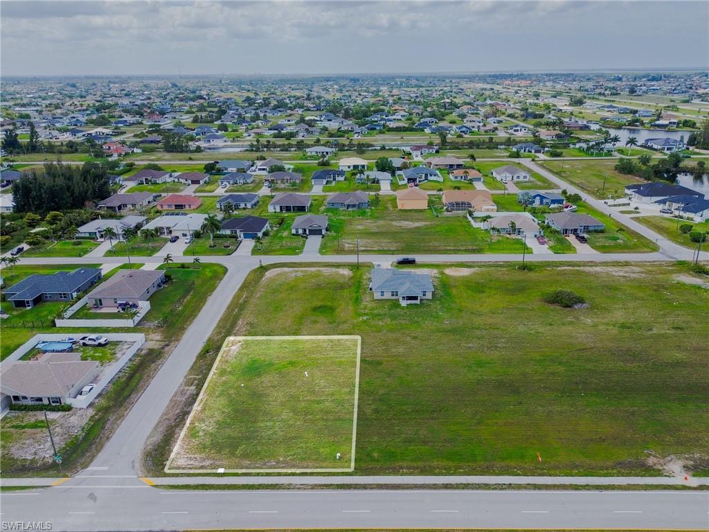 2900 Tropicana PKWY W