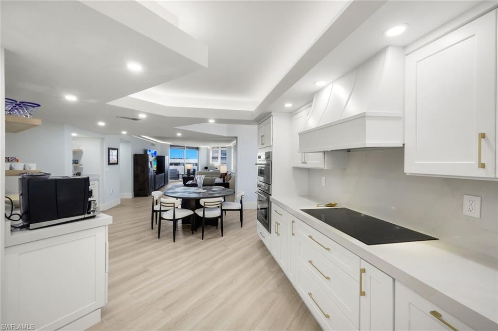 6001 Pelican Bay BLVD 1606