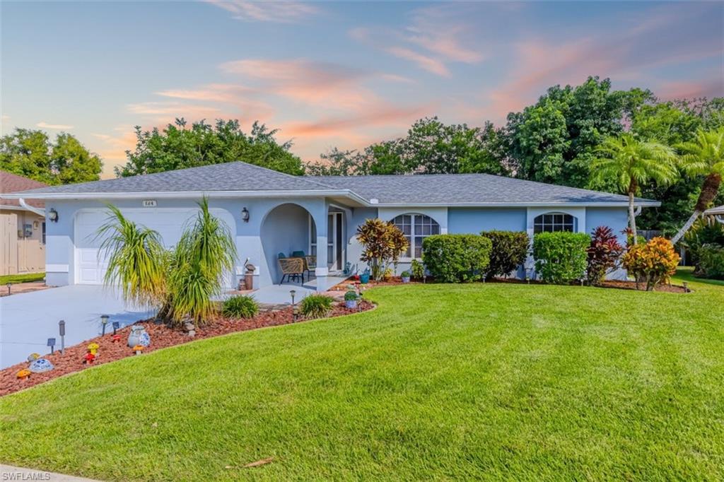 124 Versailles CIR