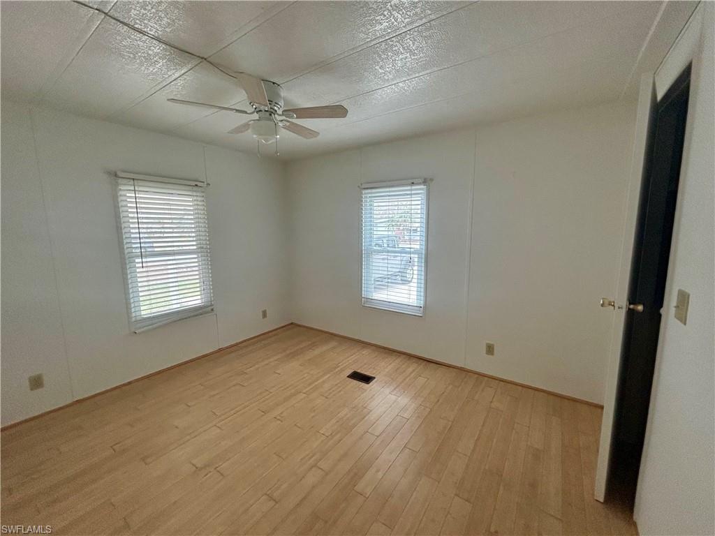 130 Grassy Key LN 37