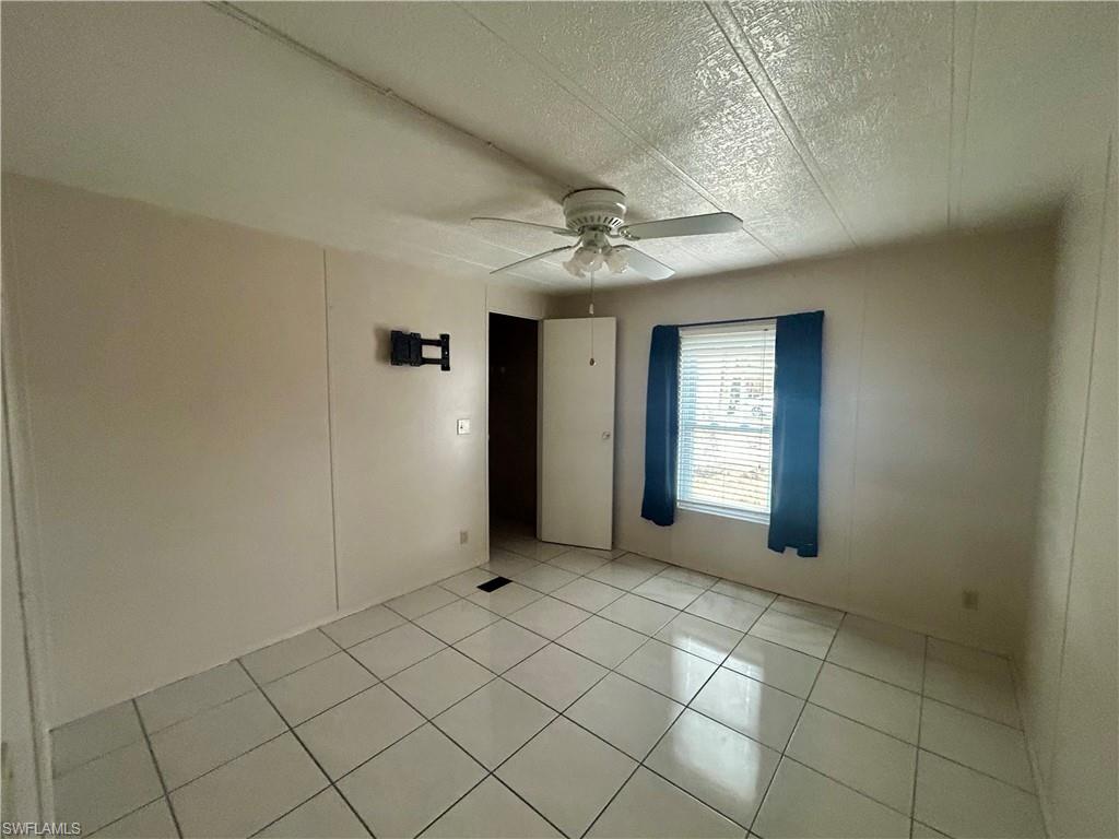 130 Grassy Key LN 37