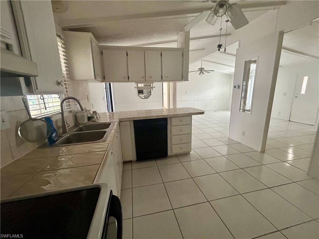 130 Grassy Key LN 37