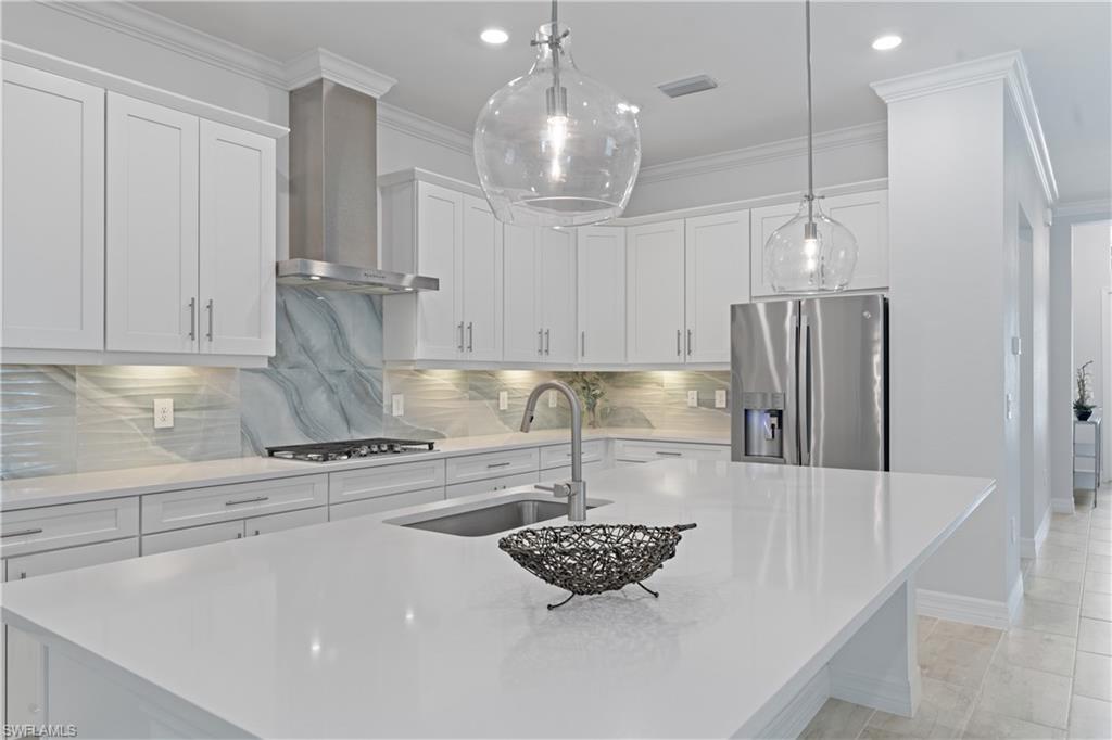 14805 Blue Bay CIR