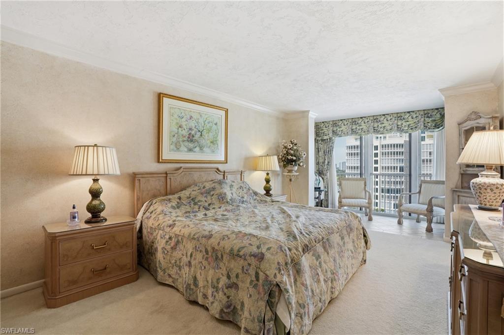 4401 Gulf Shore BLVD N 1206