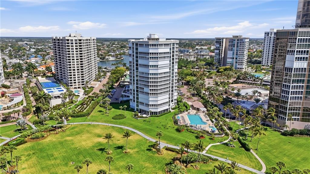 4401 Gulf Shore BLVD N 1206