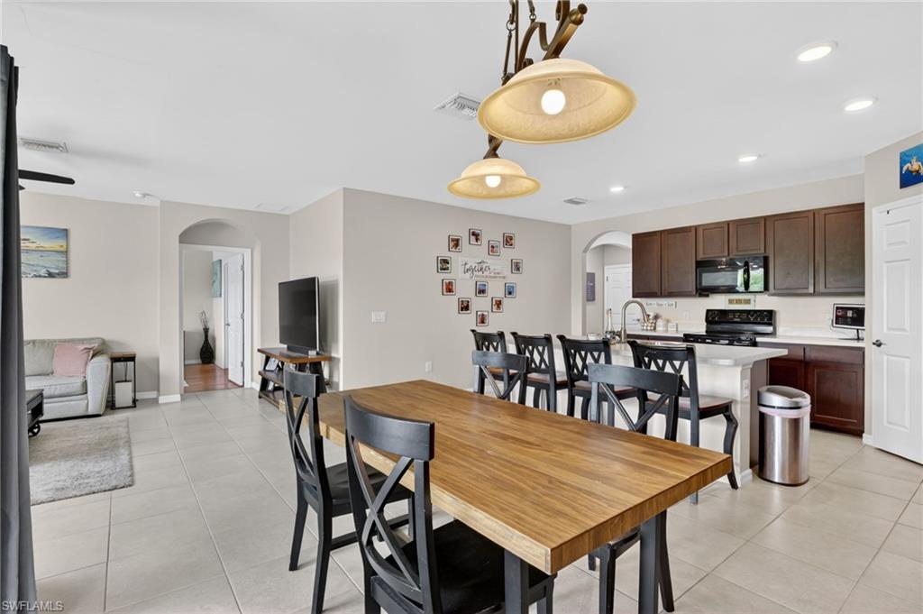 3425 Cancun CT