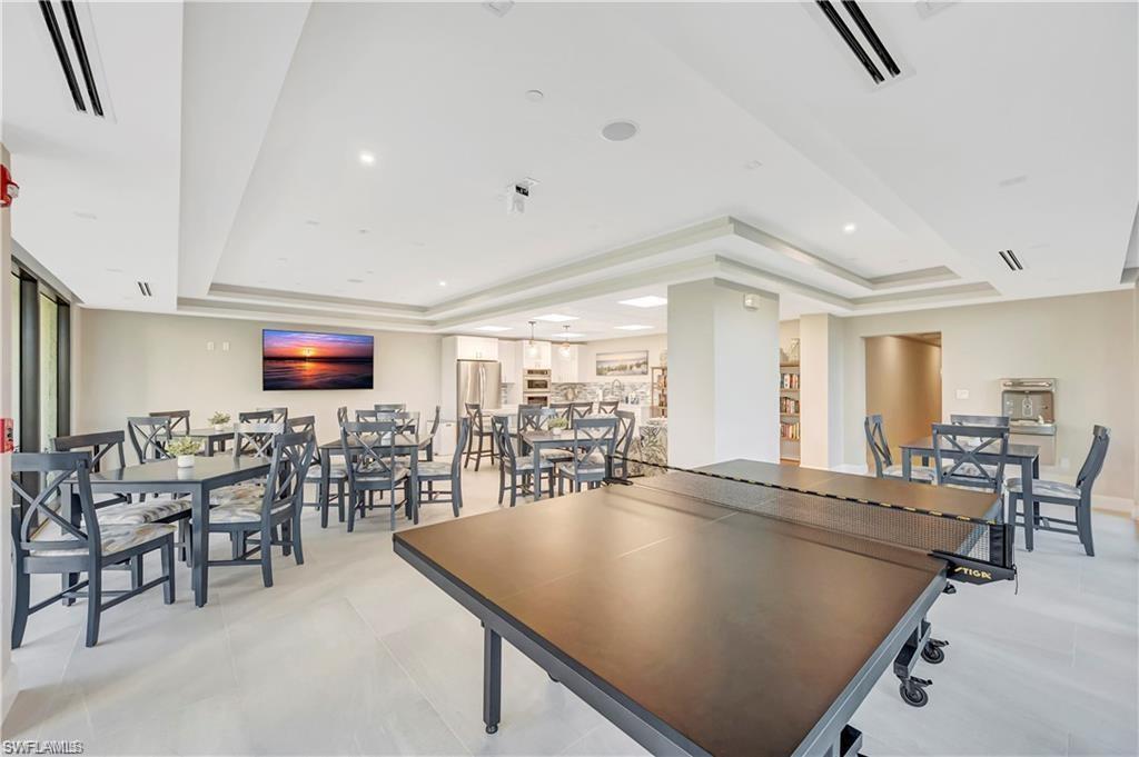 11 Bluebill AVE 1101