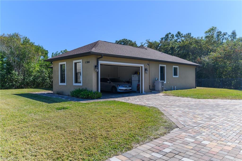 1386 Rosemary LN