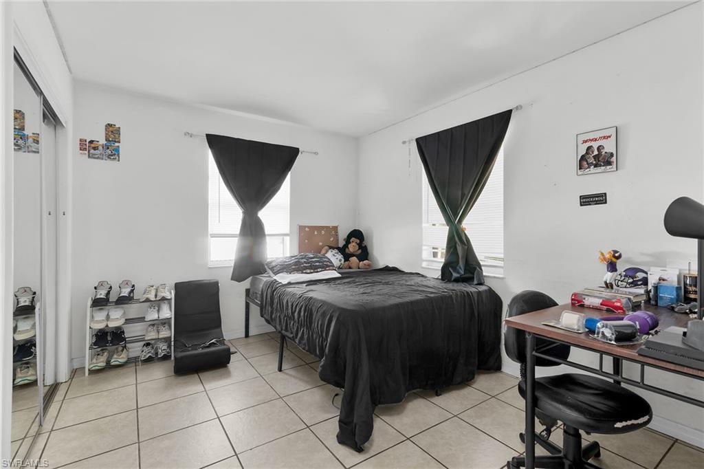 1400 Rosemary LN