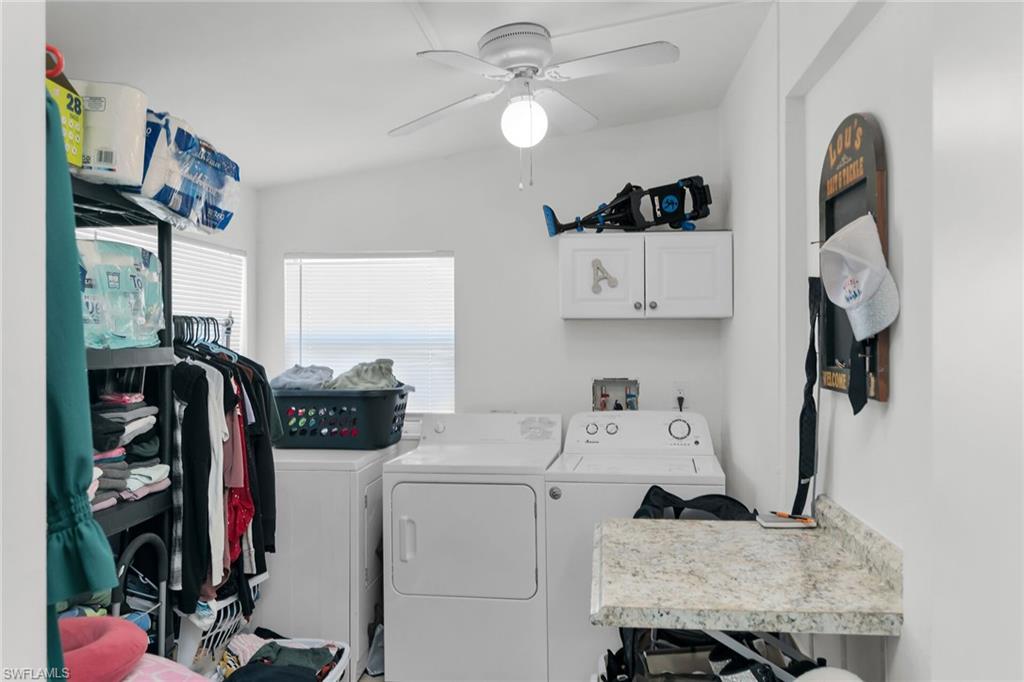 1400 Rosemary LN
