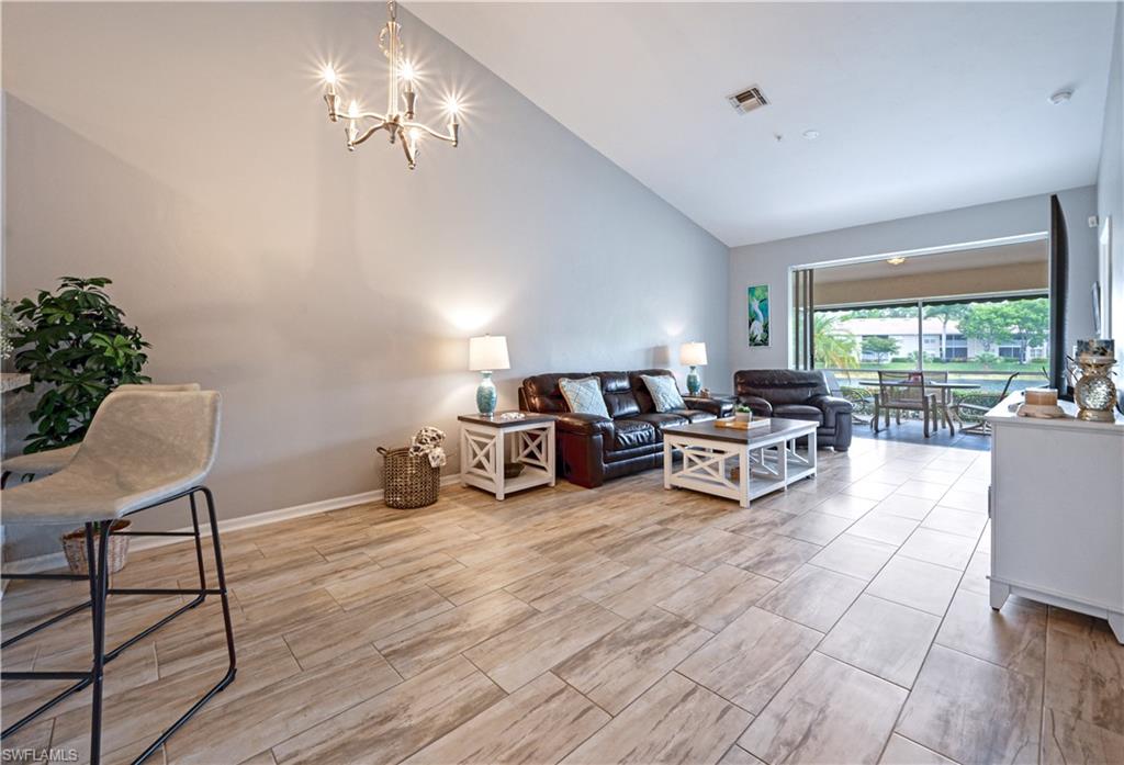367 Dover PL 1002