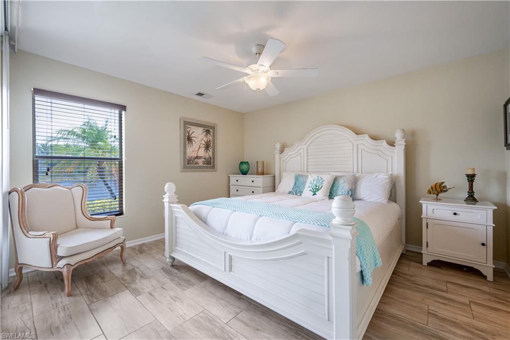 367 Dover PL 1002