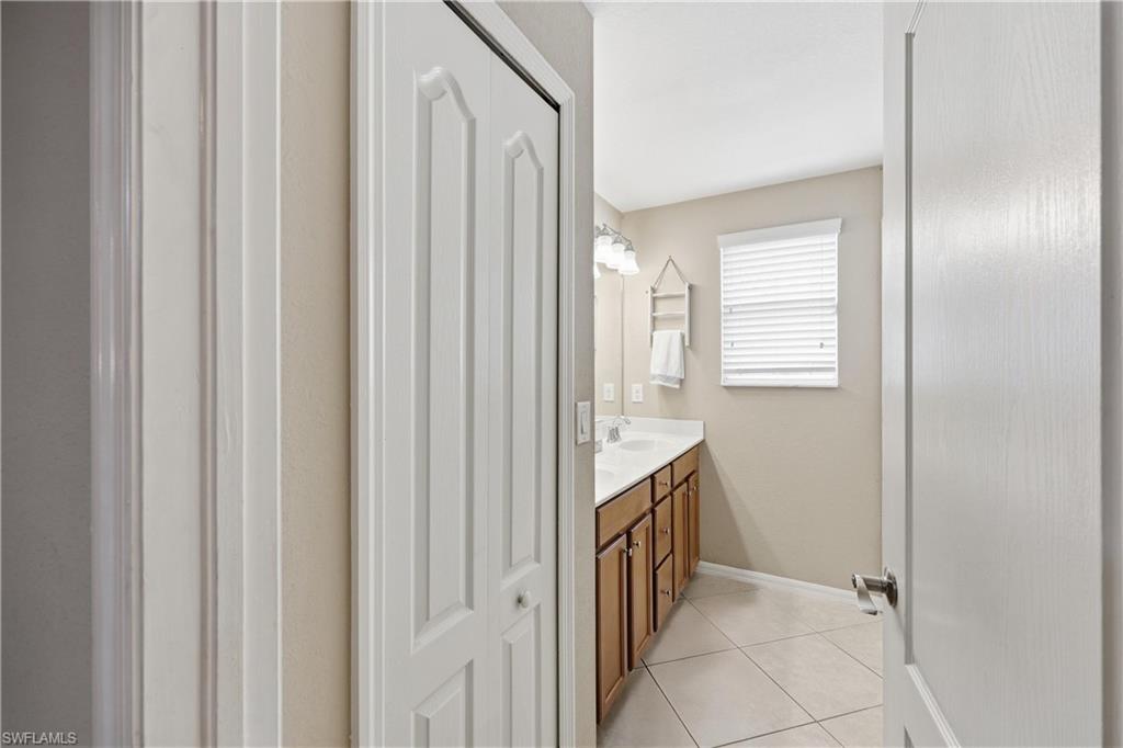 2446 Heydon CIR E