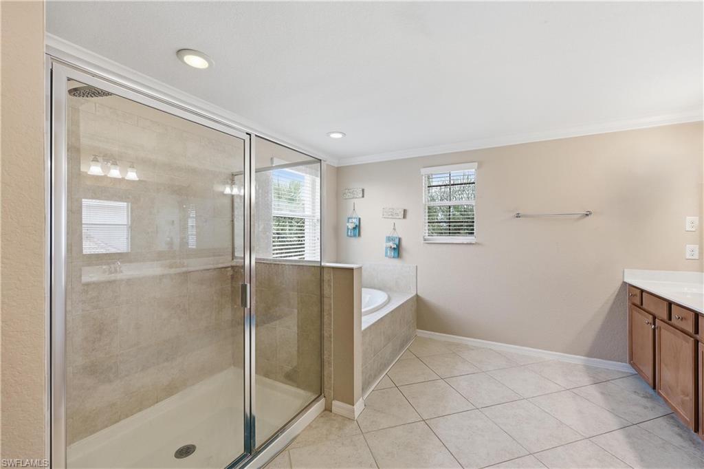 2446 Heydon CIR E