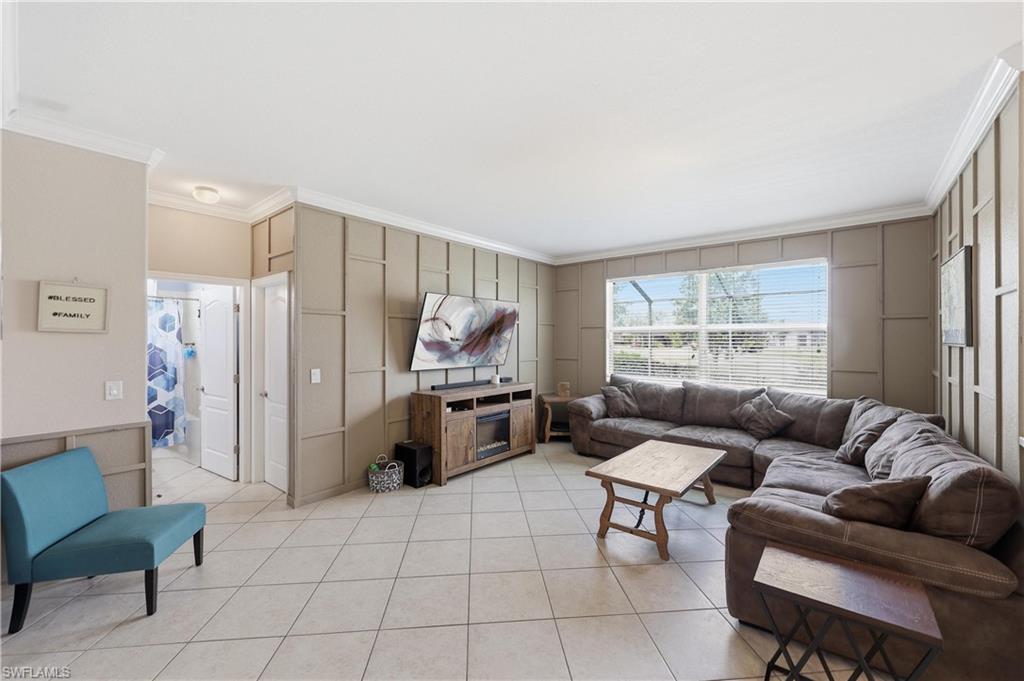 2446 Heydon CIR E
