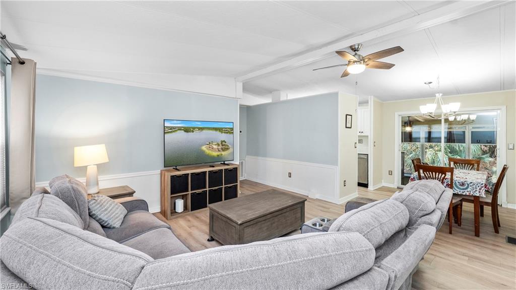 101 Sugar Loaf LN