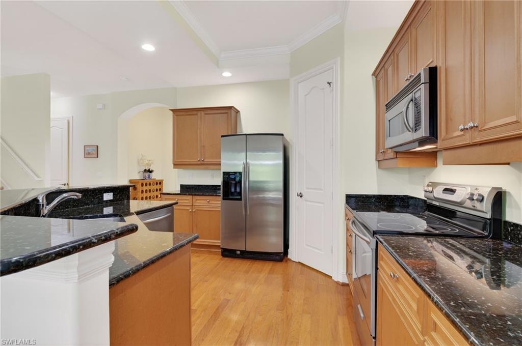 1454 Serrano CIR