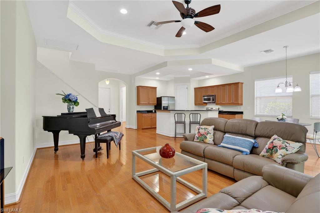 1454 Serrano CIR