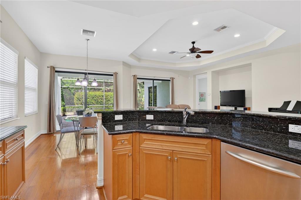 1454 Serrano CIR