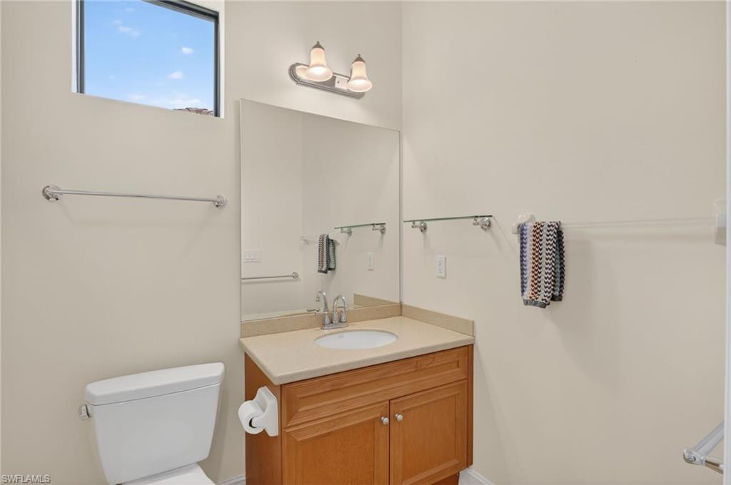 1454 Serrano CIR