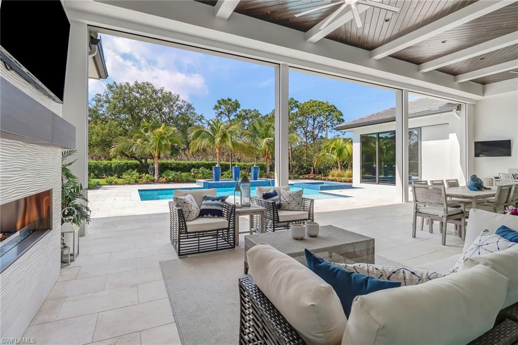 12 Banyan RD