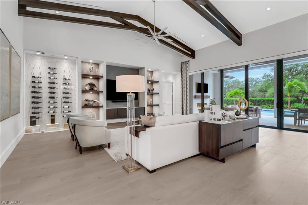 12 Banyan RD
