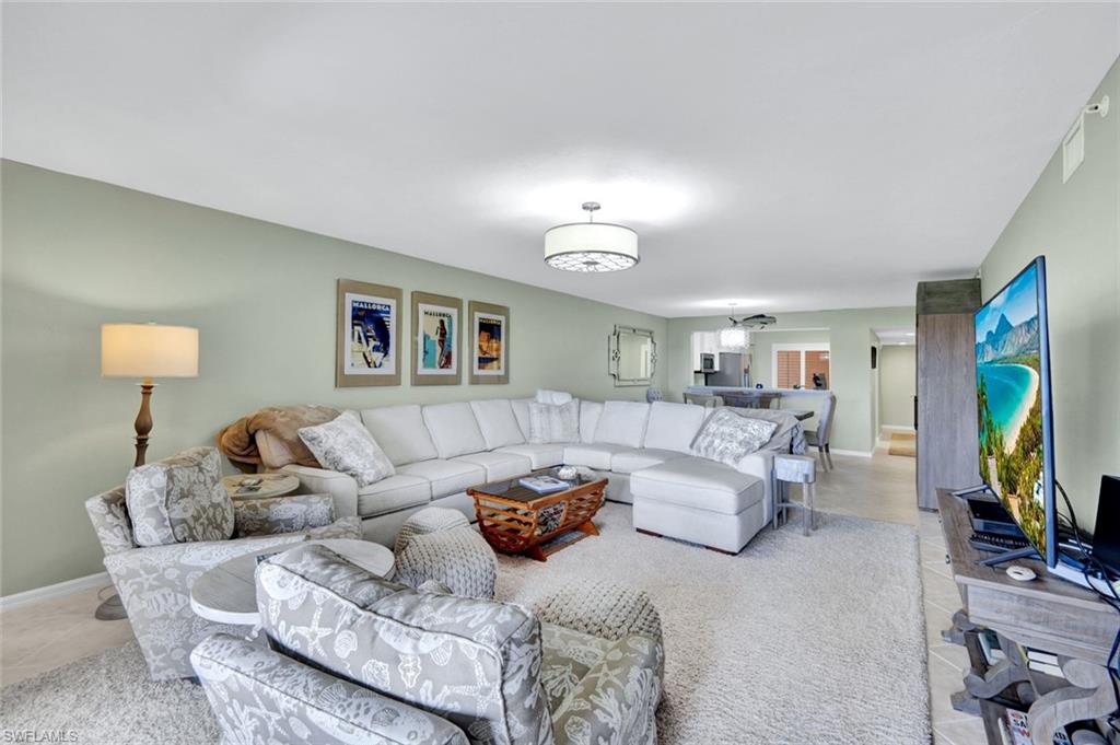 9435 Sunset Harbor LN 211