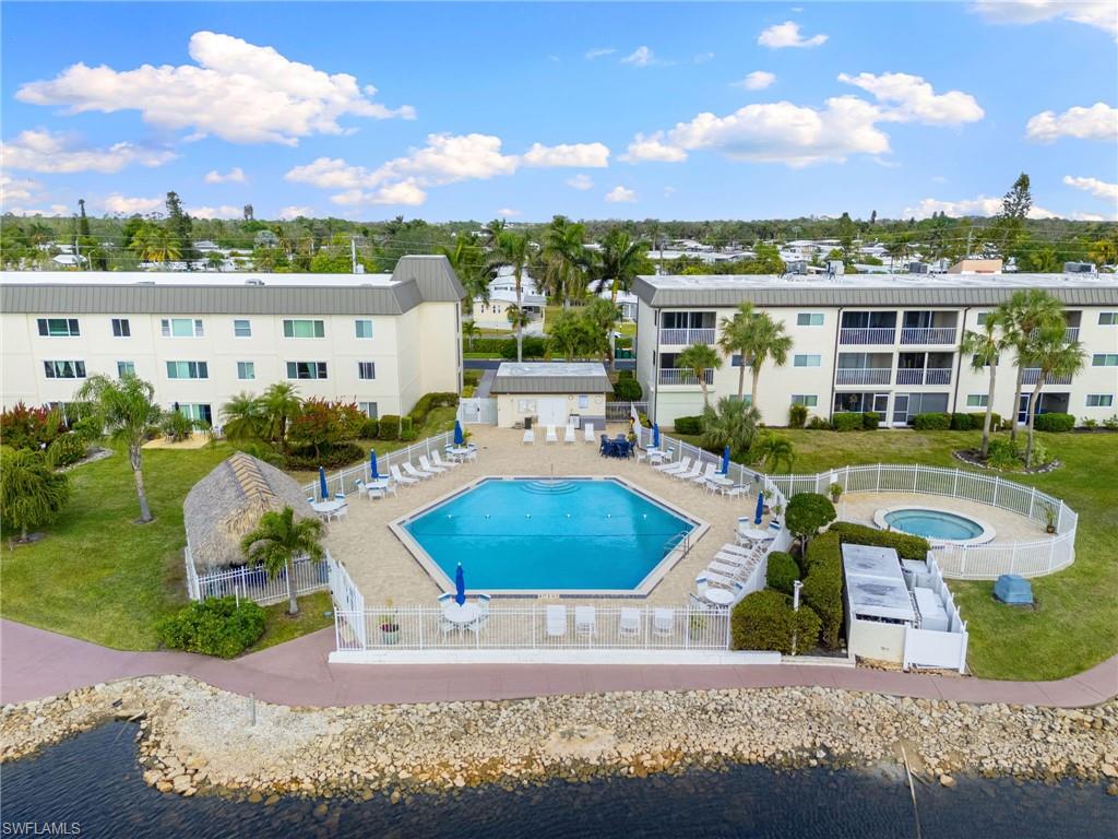 1024 Manatee RD C303
