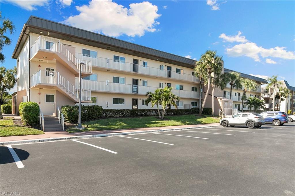 1024 Manatee RD C303