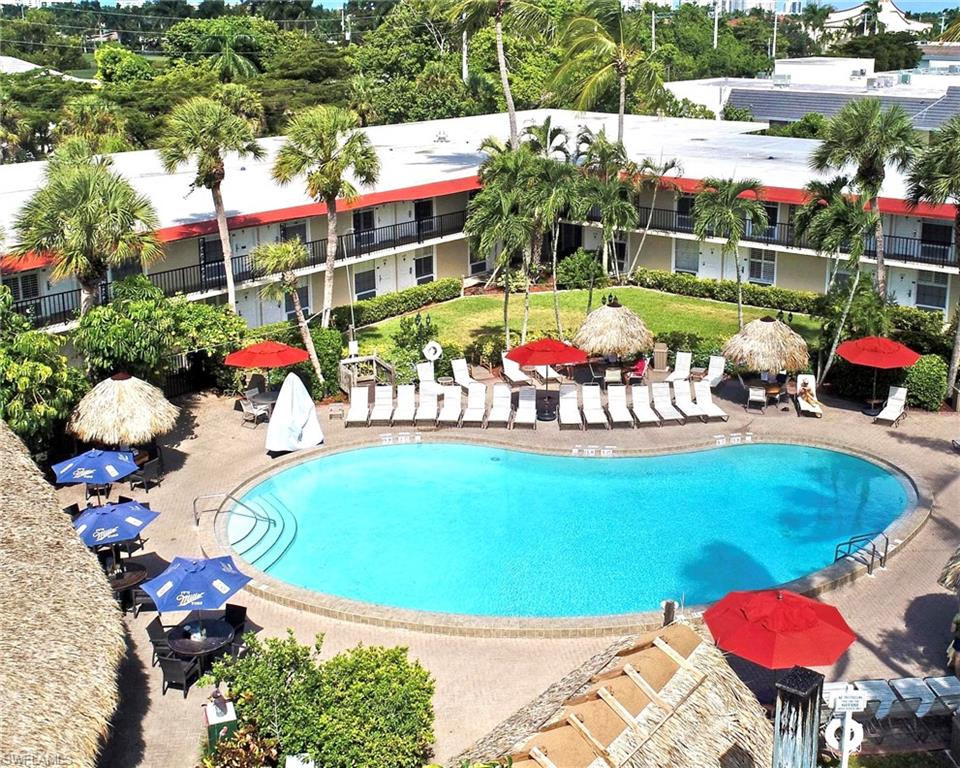 2555 Tamiami TRL N 250