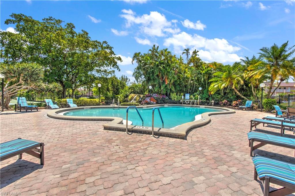 501 Forest Lakes BLVD 1
