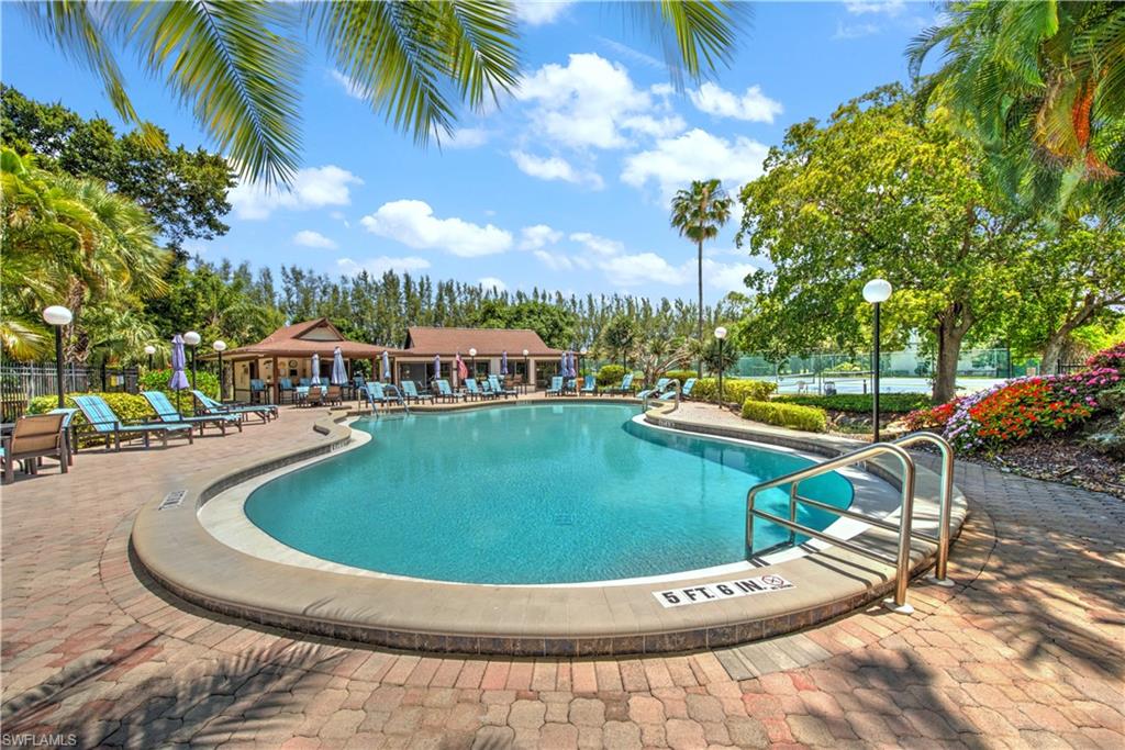 501 Forest Lakes BLVD 1