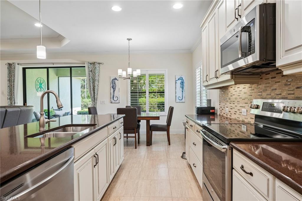 3651 Canopy CIR