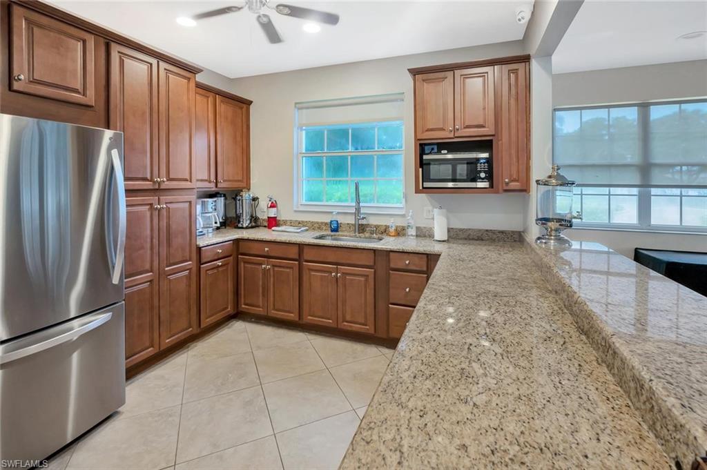 6808 Satinleaf RD S 202
