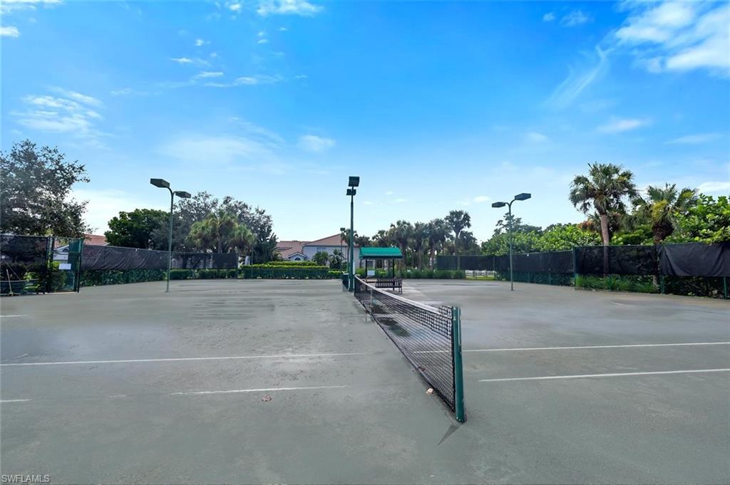 6808 Satinleaf RD S 202